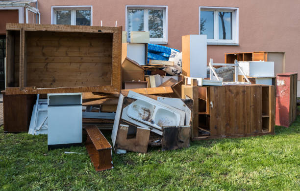 Best Full-Service Junk Removal  in Evansdale, IA